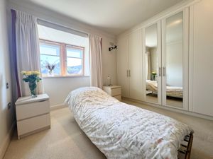 Photo 29- click for photo gallery